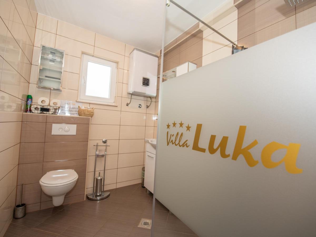 Beautiful Holiday Home "Villa Luka" Kaštel Štafilić Екстериор снимка